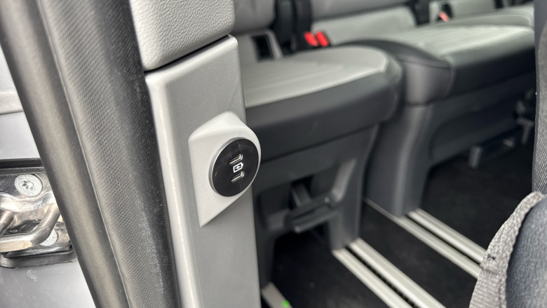 Ford Tourneo Custom 340 L1 Electric Rwd 160kW 65kWh H1 Titanium X 8 seater Auto